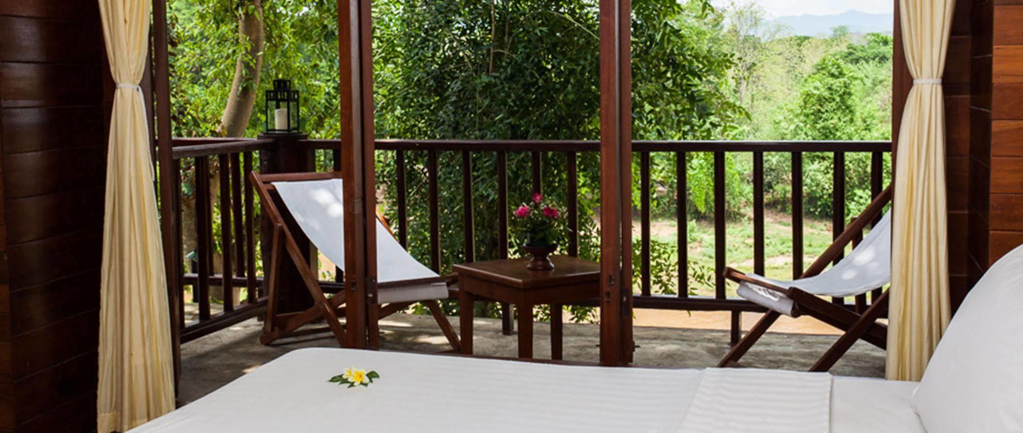 Riverhouse Resort Mae Sariang Exterior foto